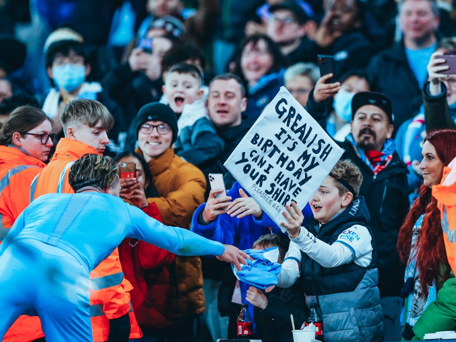 现起伏的背 现起伏的背